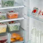 Organizza il tuo frigo con i contenitori adeguati